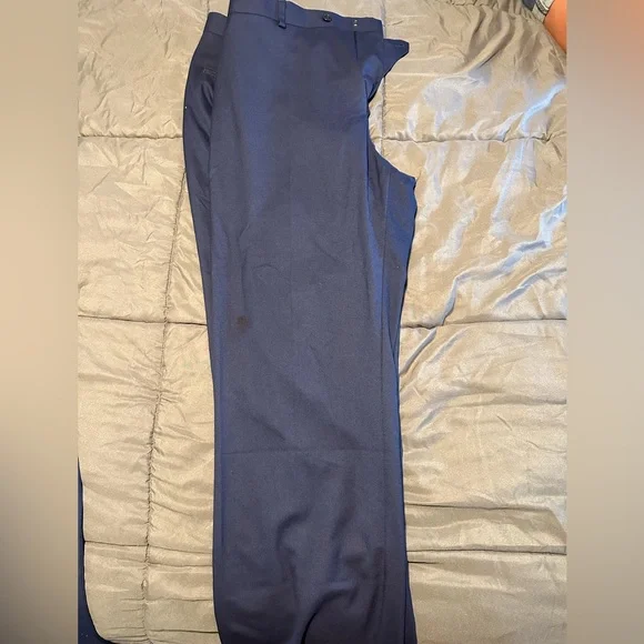 Apt 9 Slim fit navy blue suit and pants 46R and 38 30 - Picture 3 of 6